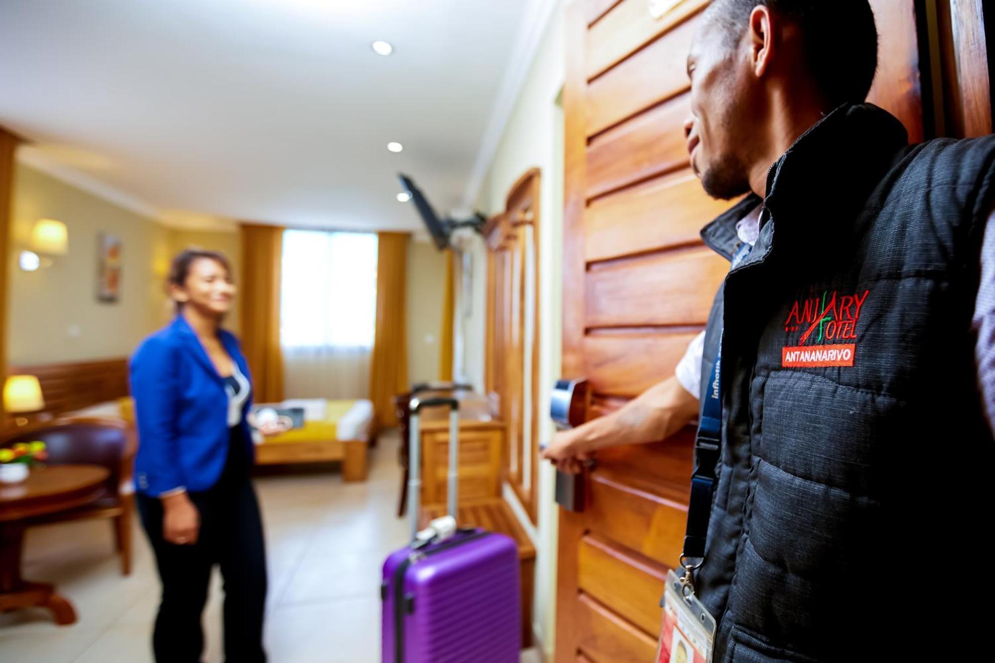 Anjary Hotel Antananarivo Dış mekan fotoğraf