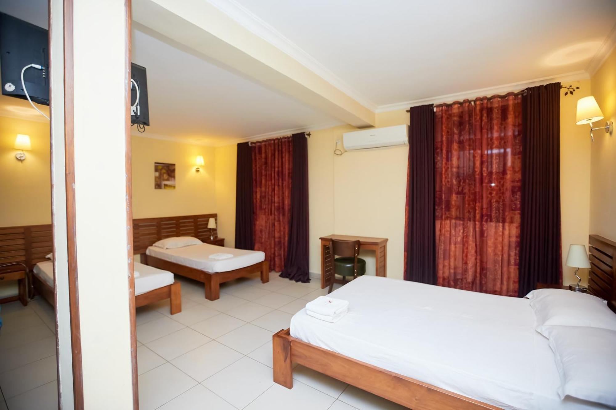 Anjary Hotel Antananarivo Dış mekan fotoğraf