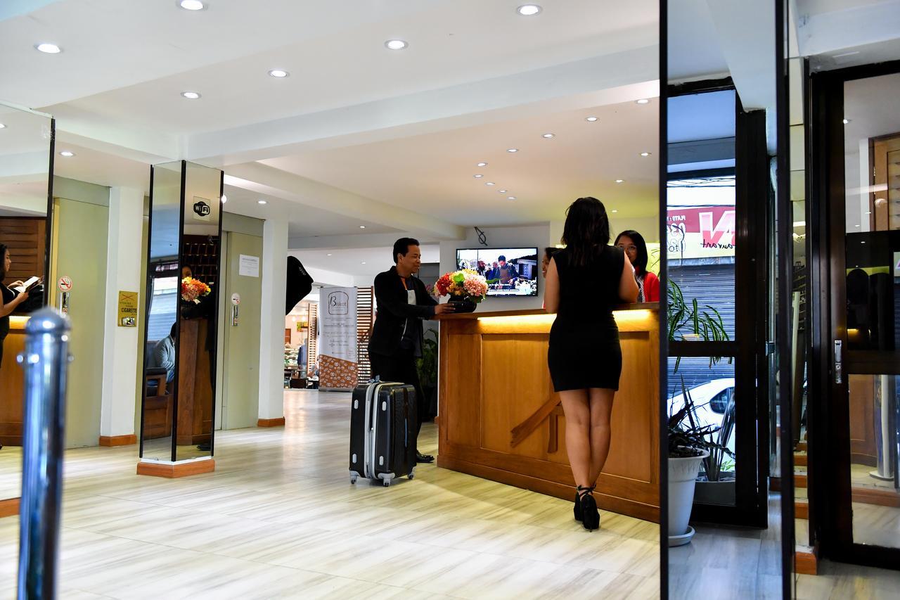 Anjary Hotel Antananarivo Dış mekan fotoğraf